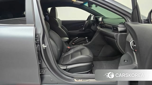 Hyundai Veloster (JS) 2021 Серебристо-серый из Кореи, фото 2
