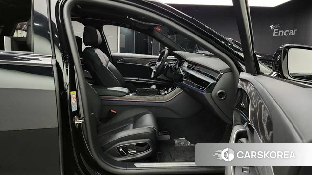 Audi A8 (D5) 2022 Черный из Кореи, фото 2