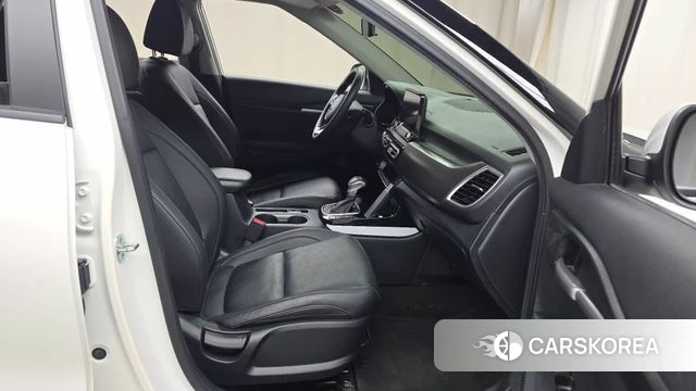 Kia Seltos 2021 Белый из Кореи, фото 2