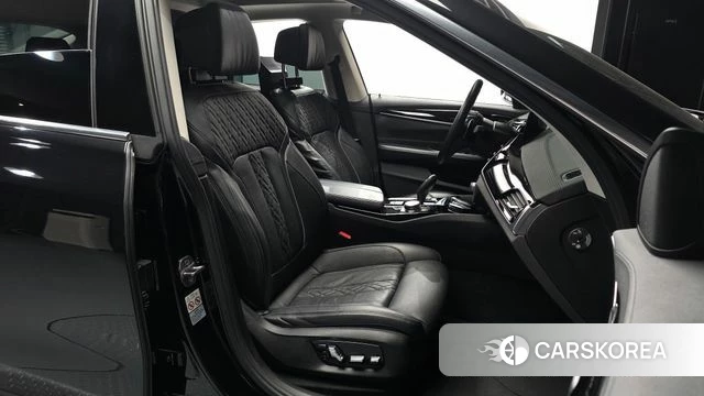 BMW 6 Series GT (G32) 2019 Серый из Кореи, фото 2