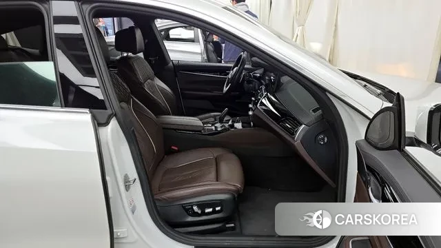 BMW 6 Series GT (G32) 2021 Белый из Кореи, фото 2