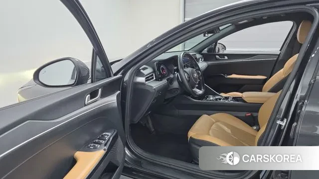 Kia K5 3rd generation 2021 Серый из Кореи, фото 2