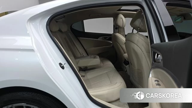 Genesis The New G70 2021 Белый из Кореи, фото 2