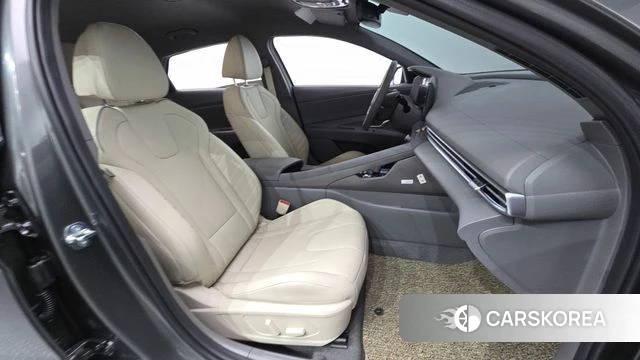 Hyundai The New Avante (CN7) 2025 Серый из Кореи, фото 2