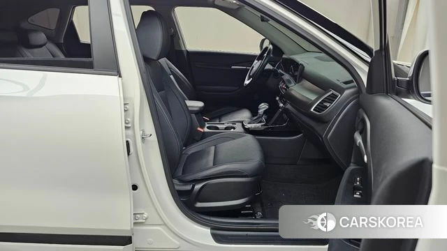 Kia The New Seltos 2023 Белый из Кореи, фото 2