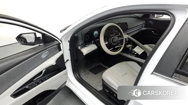 Hyundai Avante (CN7) 2022 Белый из Кореи, фото 2