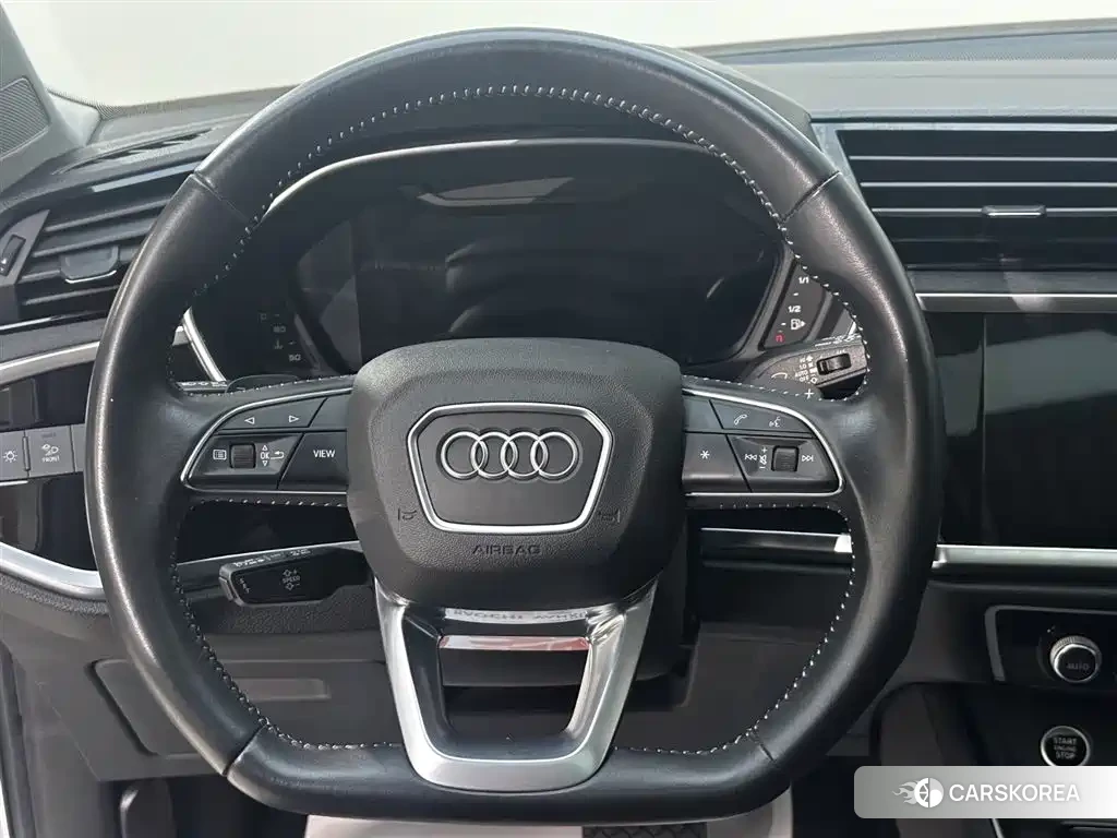 Audi Q3 2022 Белый из Китая, фото 2