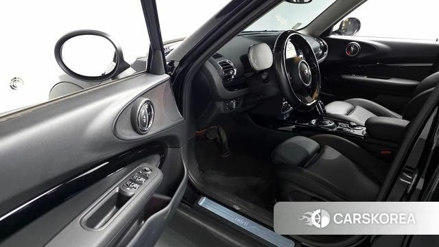 Mini Cooper Clubman 2022 Черный из Кореи, фото 2