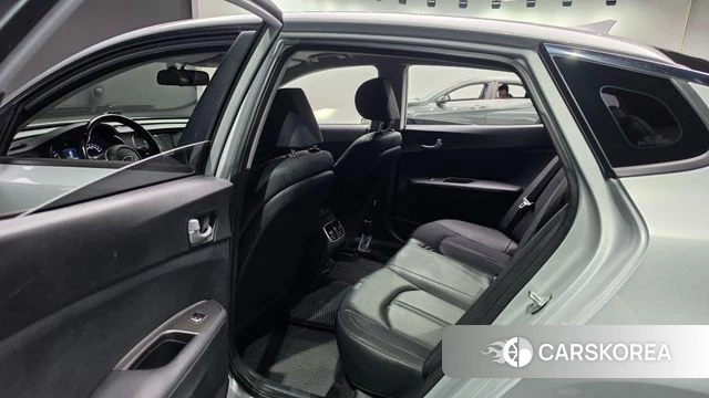 Kia The New K5 2nd generation 2018 Серебряный из Кореи, фото 2
