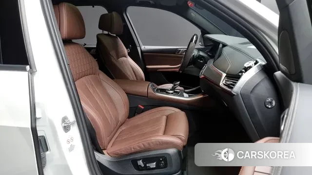 BMW X5 (G05) 2022 Белый из Кореи, фото 2