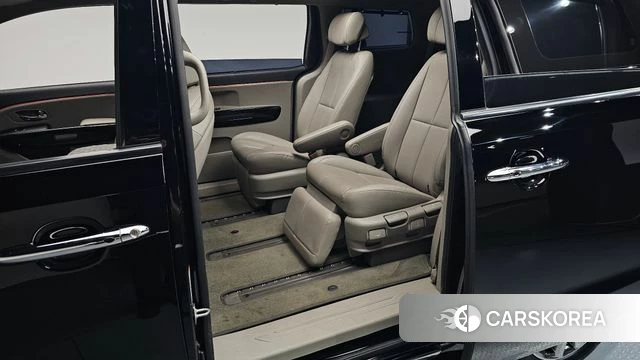 Kia The New Carnival 2018 Черный из Кореи, фото 2