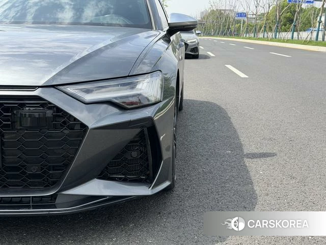 Audi S6 2022 Серебристо-серый из Китая, фото 2