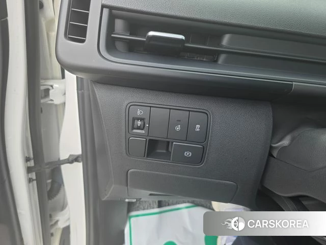 Hyundai Staria 2024 Белый из Кореи, фото 2