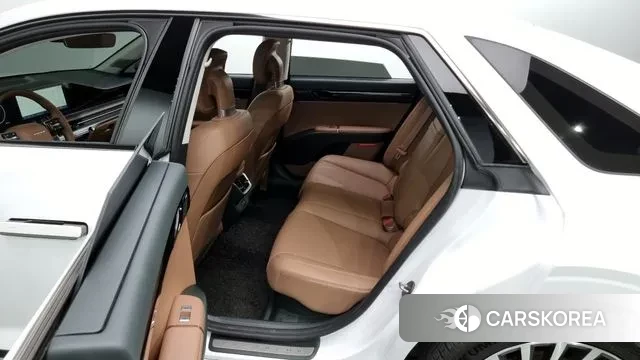 Hyundai Grandeur Hybrid (GN7) 2024 Белый из Кореи, фото 2