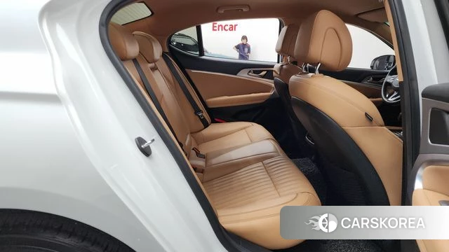 Genesis The New G70 2021 Белый из Кореи, фото 2