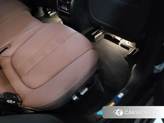 BMW X5 (G05) 2022 Черный из Кореи, фото 2