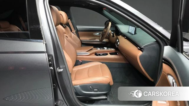 Genesis GV70 2021 Серый из Кореи, фото 2