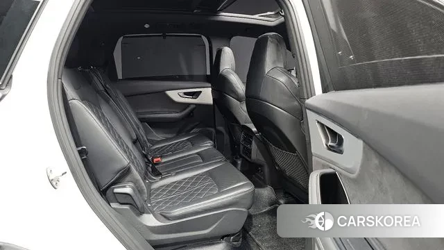 Audi Q7 (4M) 2023 Белый из Кореи, фото 2