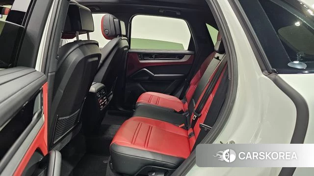 Porsche Cayenne (PO536) 2025 Белый из Кореи, фото 2