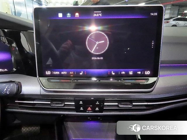Volkswagen Golf 8th Generation 2025 Серый из Кореи, фото 2