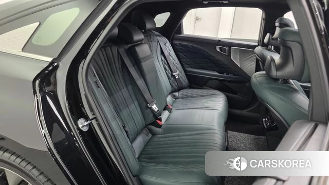 Kia K8 2024 Черный из Кореи, фото 2
