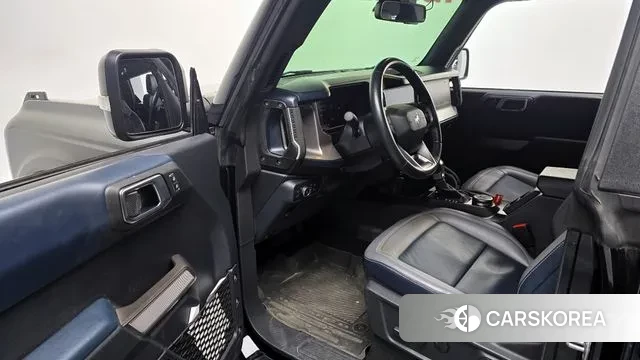 Ford Bronco 6th Generation 2022 Черный из Кореи, фото 2