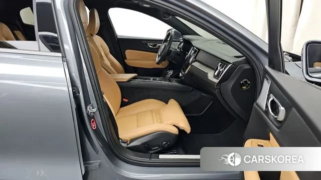 Volvo S60 3rd generation 2020 Серый из Кореи, фото 2