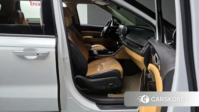 Kia Carnival 4th generation 2021 Белый из Кореи, фото 2