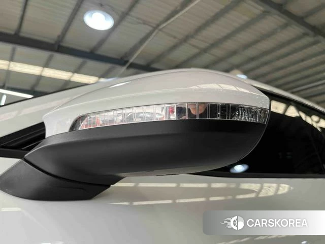 Volkswagen Lingdu 2023 Белый из Китая, фото 2