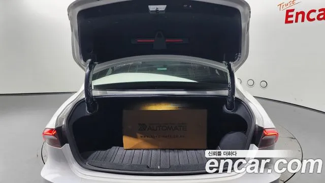 Hyundai The New Grandeur IG Hybrid 2022 Белый из Кореи, фото 2