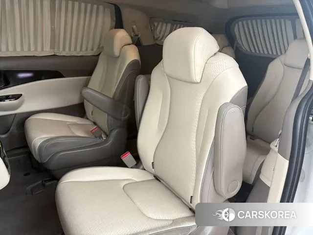 Kia Carnival 4th generation 2021 Белый из Кореи, фото 2