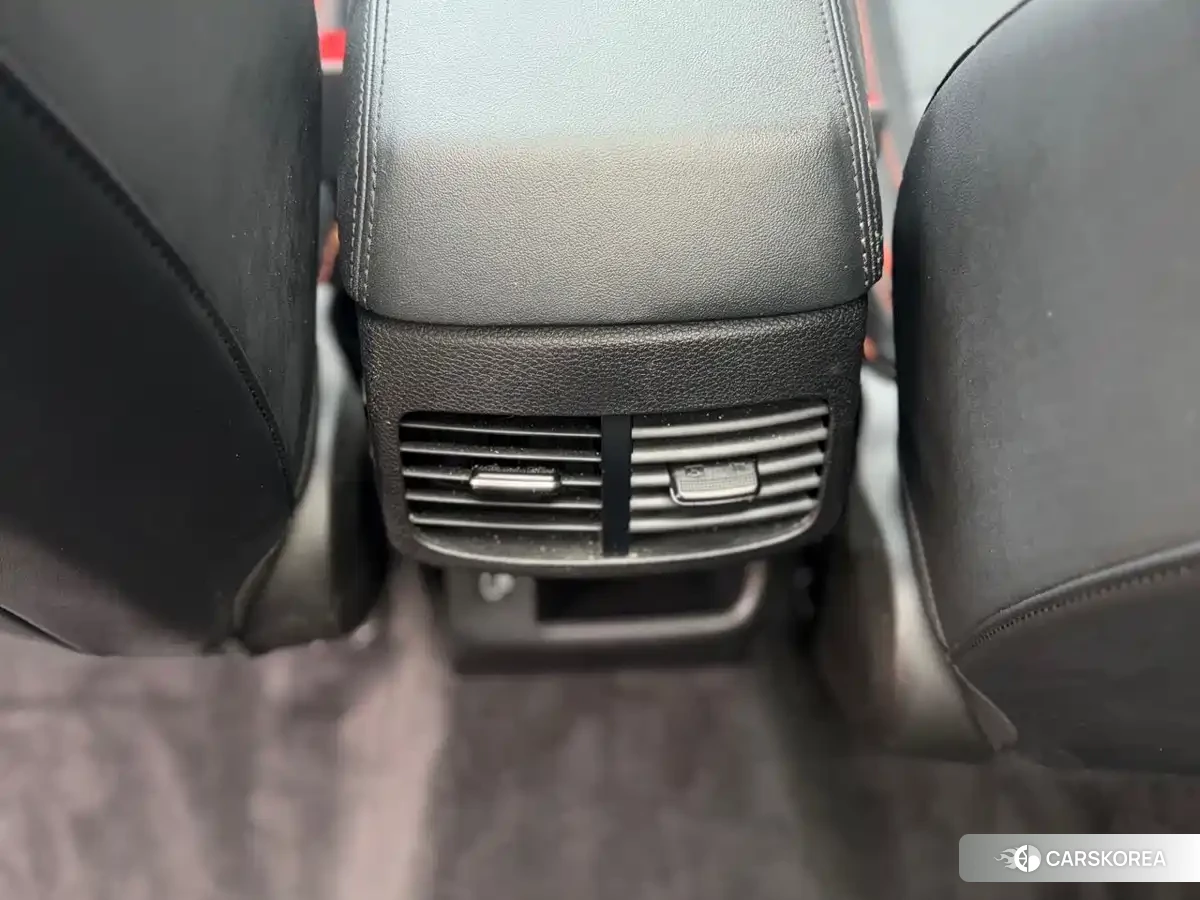 Kia Seltos 2023 Белый из Китая, фото 2