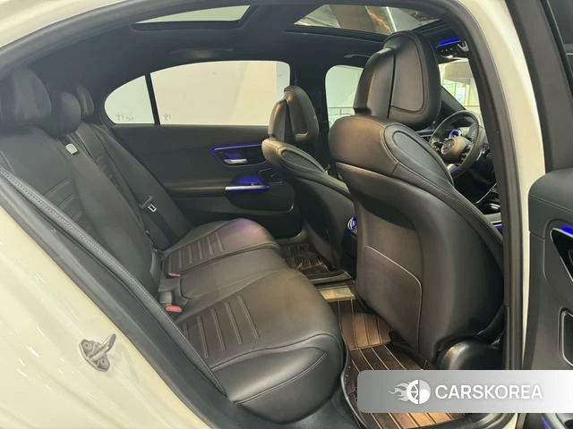 Mercedes-Benz Class C 2022 Белый из Китая, фото 2