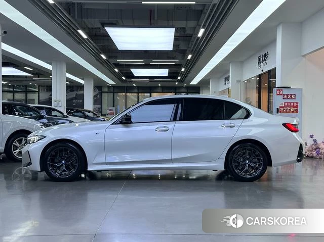 BMW 3 series 2024 Белый из Китая, фото 2