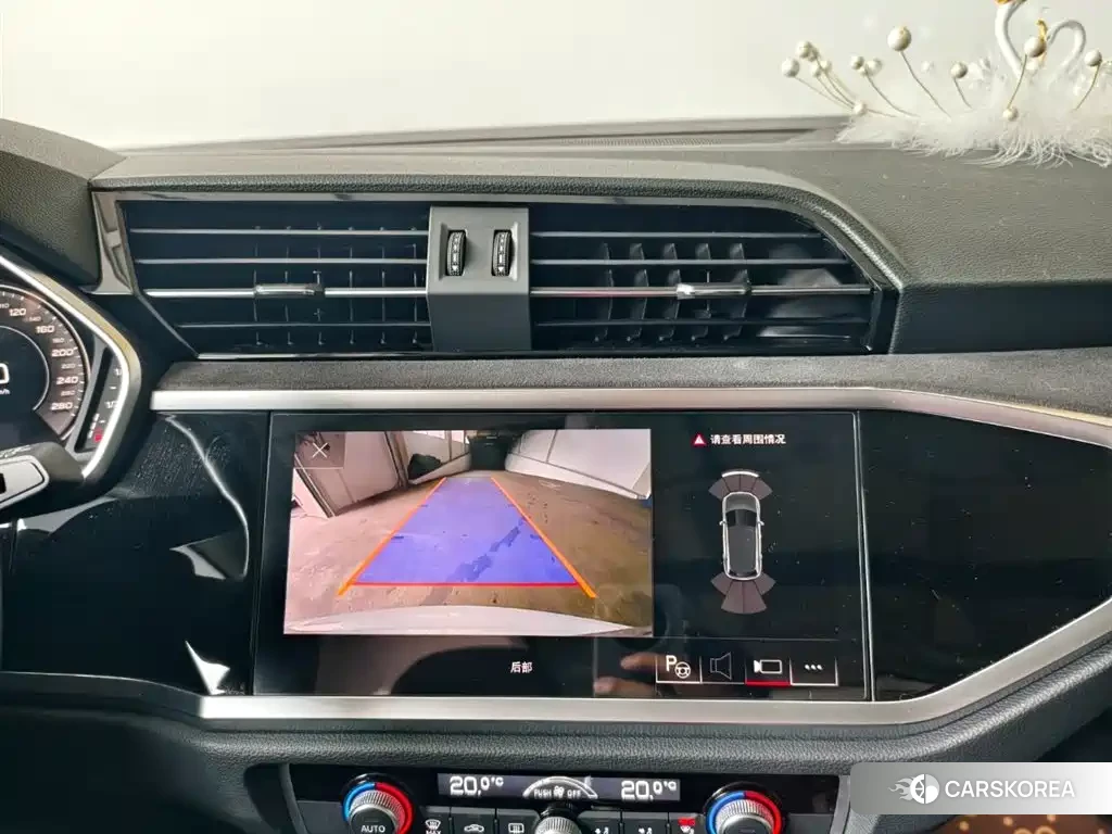 Audi Q3 2023 Белый из Китая, фото 2