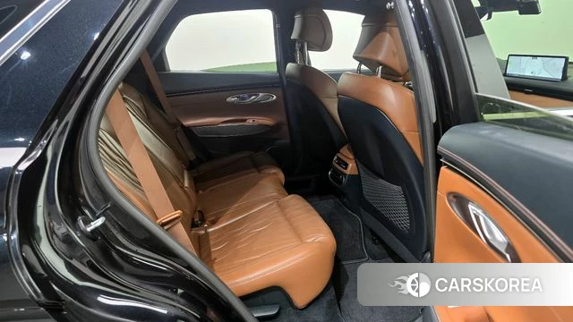 Genesis GV70 2021 Черный из Кореи, фото 2