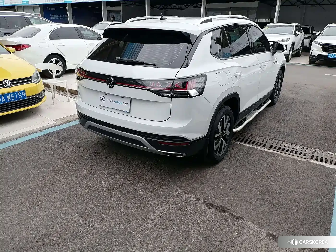 Volkswagen Tayron 2023 Белый из Китая, фото 2