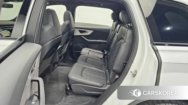 Audi Q7 (4M) 2022 Белый из Кореи, фото 2