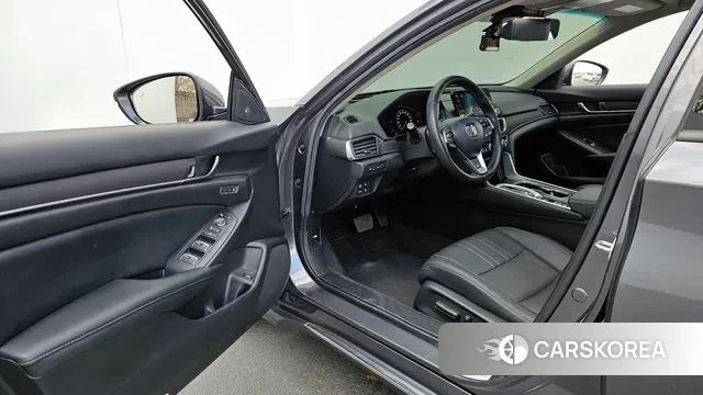 Honda Accord 10th Generation 2022 Серый из Кореи, фото 2