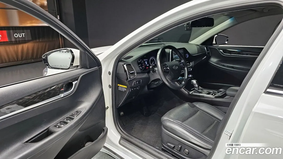 Hyundai Grandeur IG id 2095404 из Кореи 2