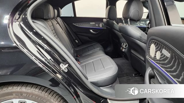 Mercedes-Benz E-Class W213 2022 Черный из Кореи, фото 2