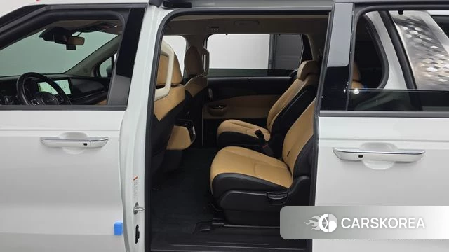 Kia Carnival 4th generation 2023 Белый из Кореи, фото 2