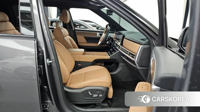 Hyundai Santa Fe (MX5) 2024 Серый из Кореи, фото 2