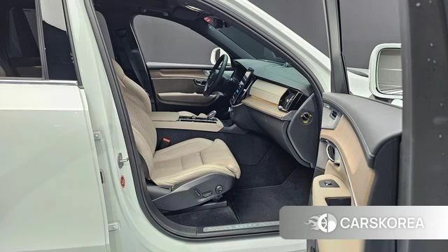 Volvo XC90 second Generation 2025 Белый из Кореи, фото 2