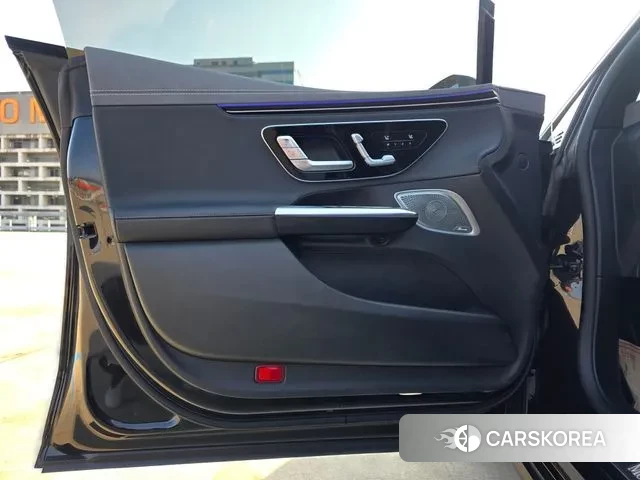 Mercedes-Benz EQE V295 2022 Черный из Кореи, фото 2