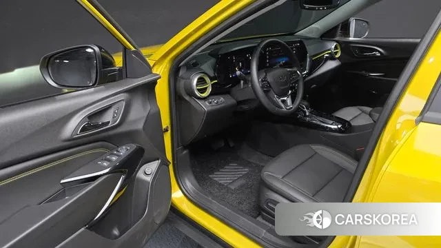 Chevrolet (GM Daewoo) Trax Crossover 2025 Желтый из Кореи, фото 2