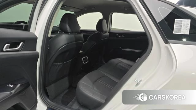 Kia K5 3rd generation 2022 Белый из Кореи, фото 2