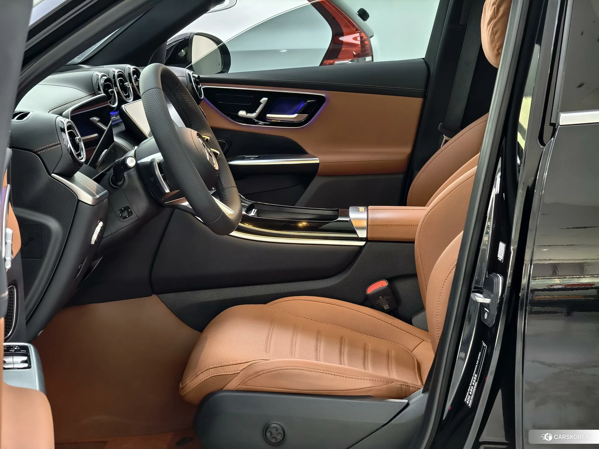 Mercedes-Benz GLC 2023 Черный из Китая, фото 2