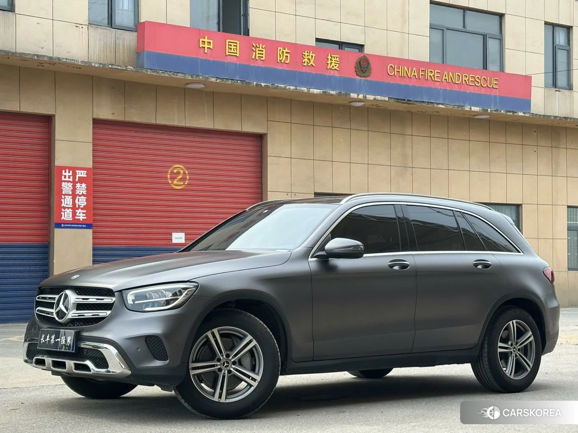 Mercedes-Benz GLC 2020 Темно-серый из Китая, фото 2