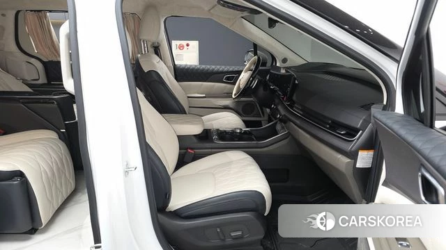 Kia The New Carnival 4th Generation 2024 Белый из Кореи, фото 2